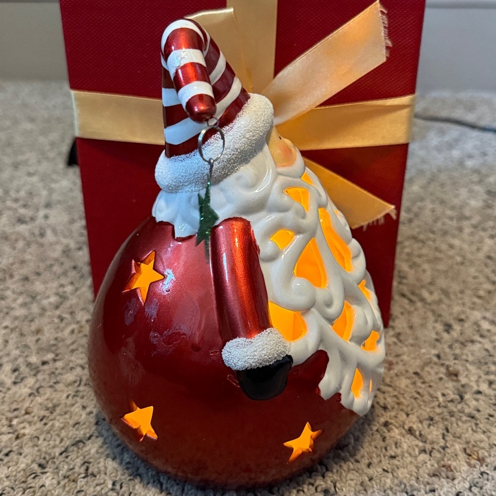 Santa Luminary w Flameless Candle Holiday Color Changing / Steady Amber Modes - Picture 9 of 11